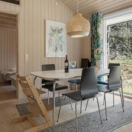 Aakirkeby With A Fireplace 01 * Vester Somarken