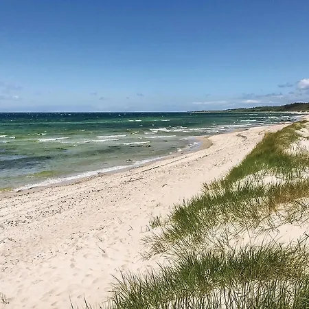 Semesterbostad Aakirkeby With A Fireplace 01 Vester Somarken