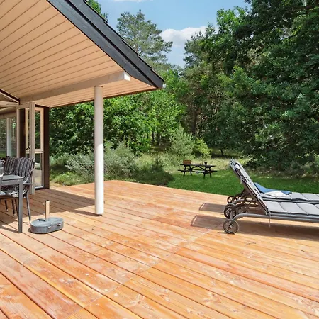 Aakirkeby With A Fireplace 01 * Vester Somarken