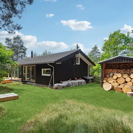 Gorgeous In Aakirkeby With Kitchen * Vester Somarken